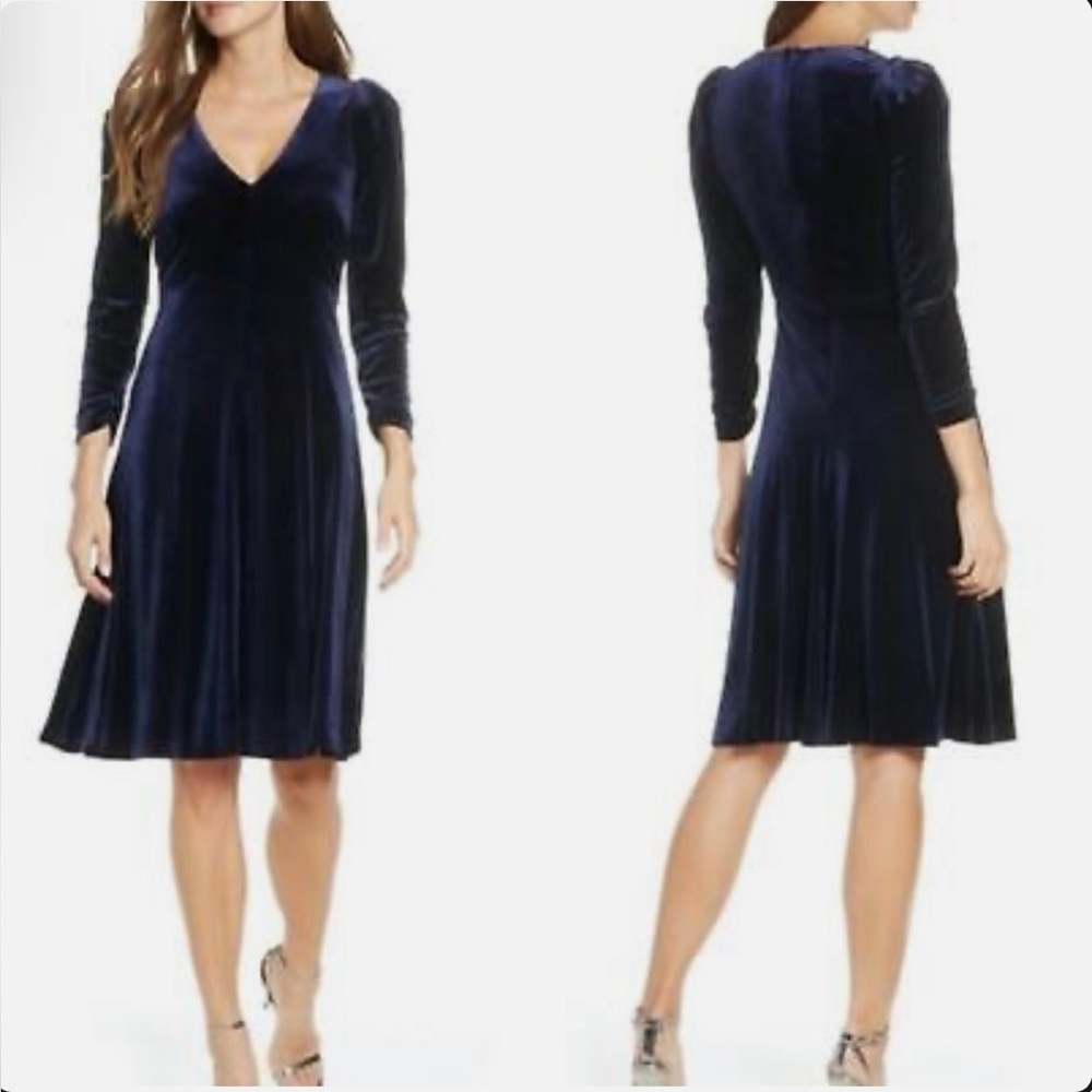 Eliza J A-Line Blue Velvet Dress Long Sleeve V-Neck Swing Size 2 NWOT